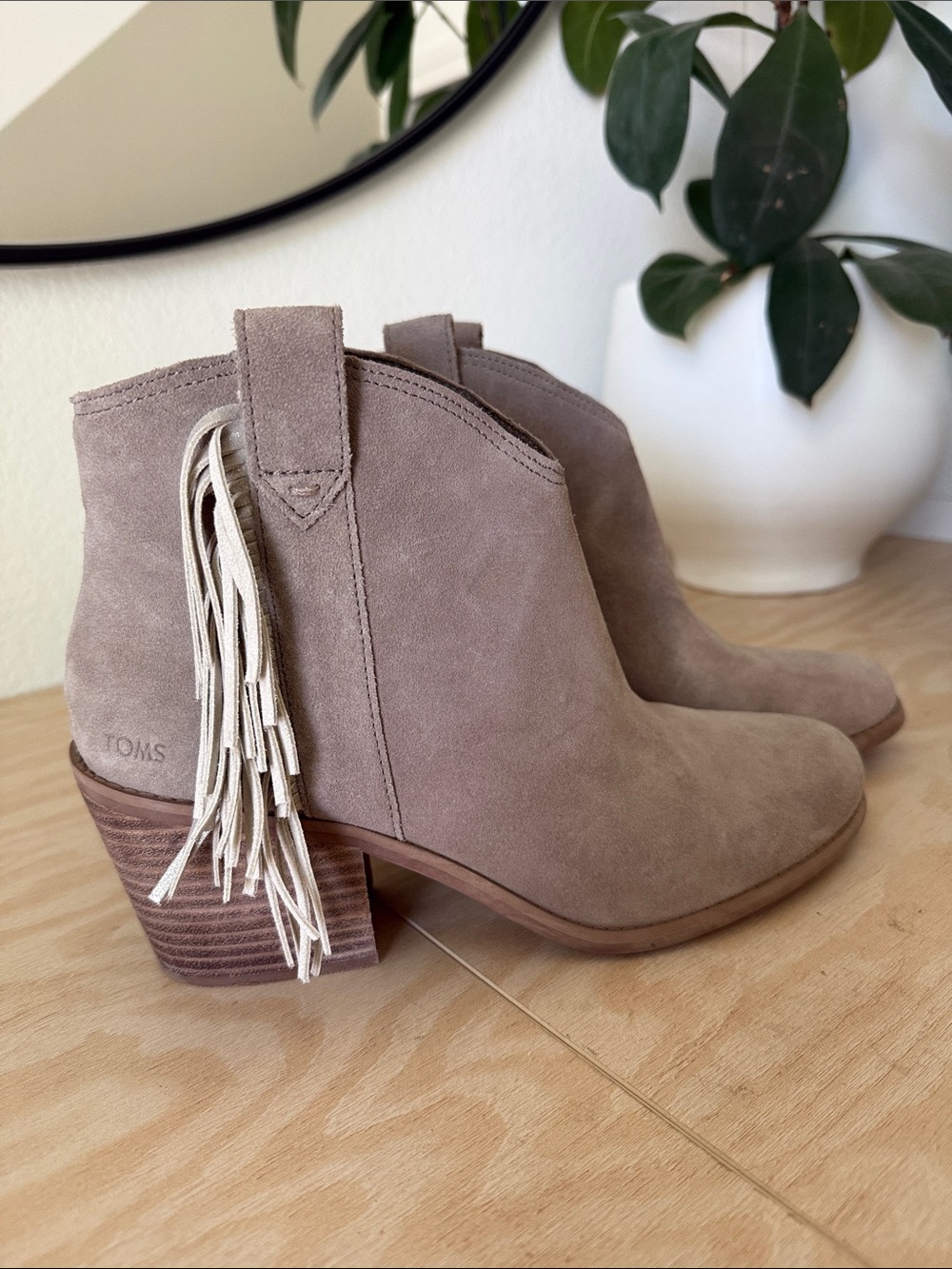 TOMS Taupe Constance Fringe Suede Tassel Ankle Booties - size 10